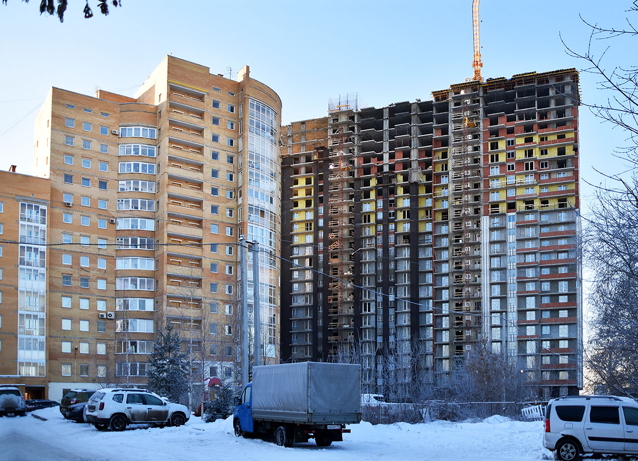 Пермь, Улица Барамзиной, 42/2; Улица Барамзиной, 38