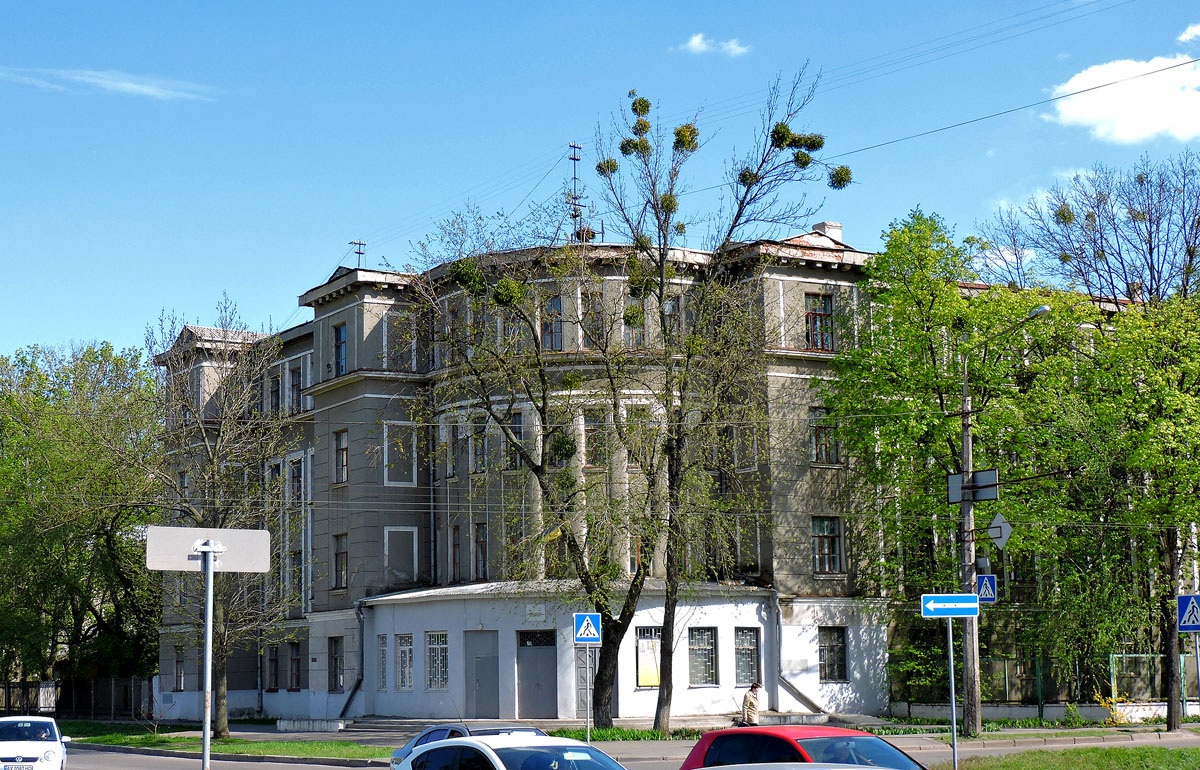 Charków, Бульвар Богдана Хмельницкого, 3 / Улица Маршала Рыбалко, 50