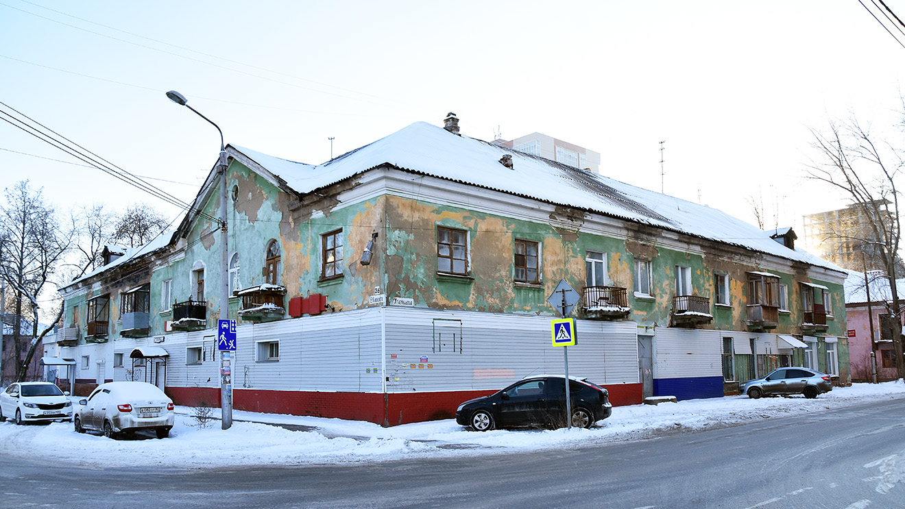 Пермь, Улица Василия Каменского, 26 / Углеуральская улица, 17