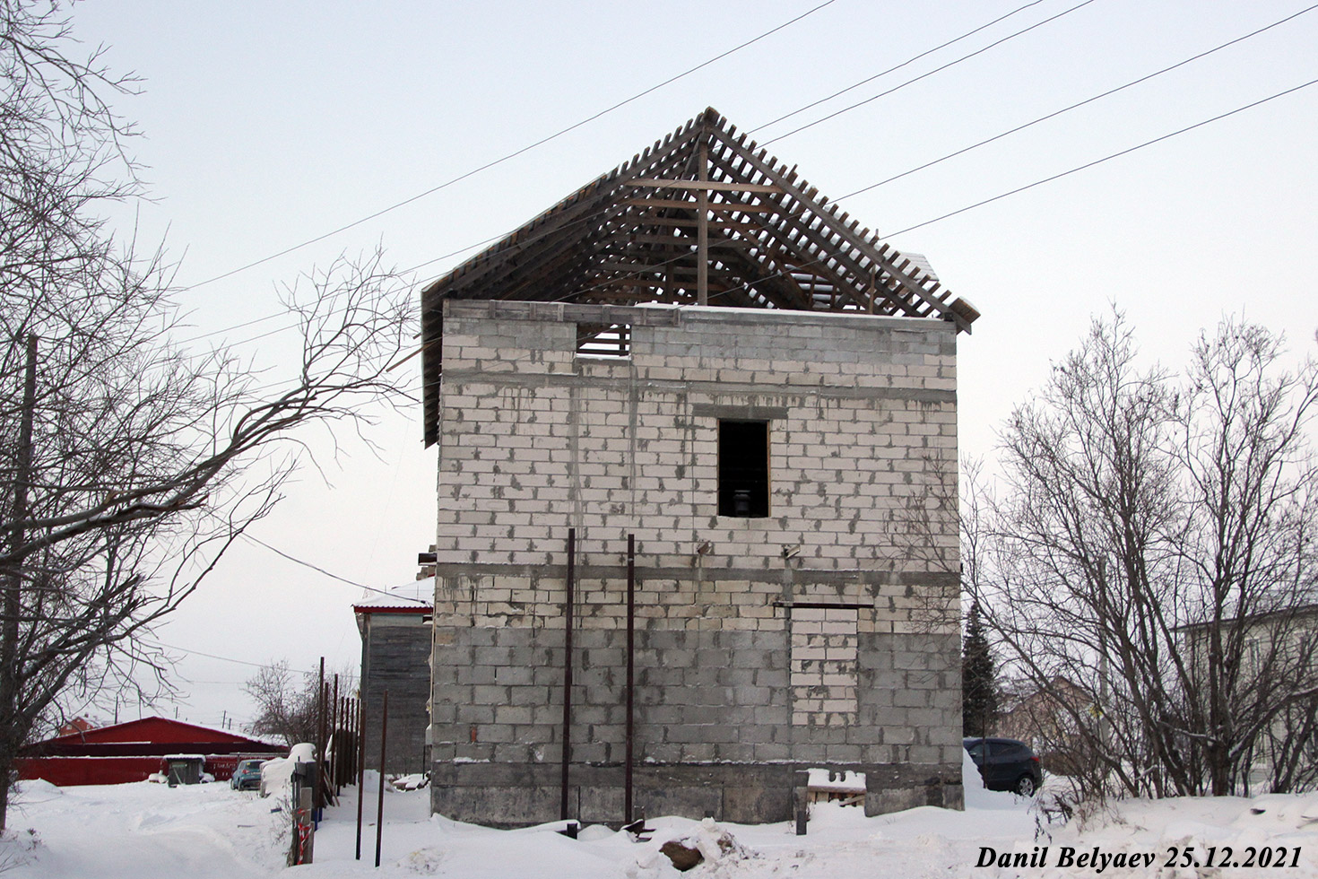 Naryan-Mar, Улица Рыбников, 10А*