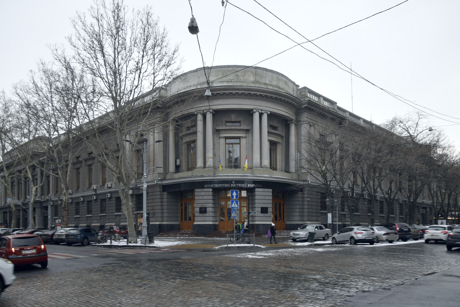 Одесса, Дерибасівська вулиця, 11 / рішельєвська вулиця, 6