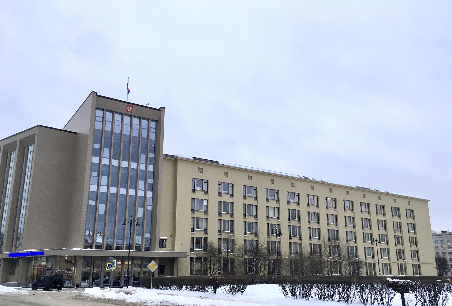 Санкт-Пецярбург, Площадь Растрелли,  2 (северный корпус); Площадь Растрелли, 2 (западный корпус)