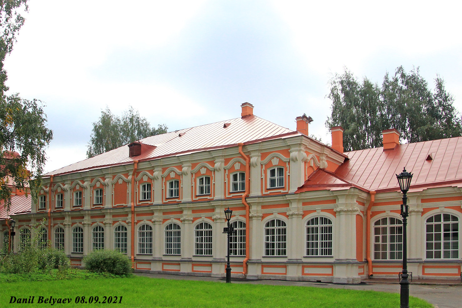 Санкт-Петербург, Набережная реки Монастырки, 1