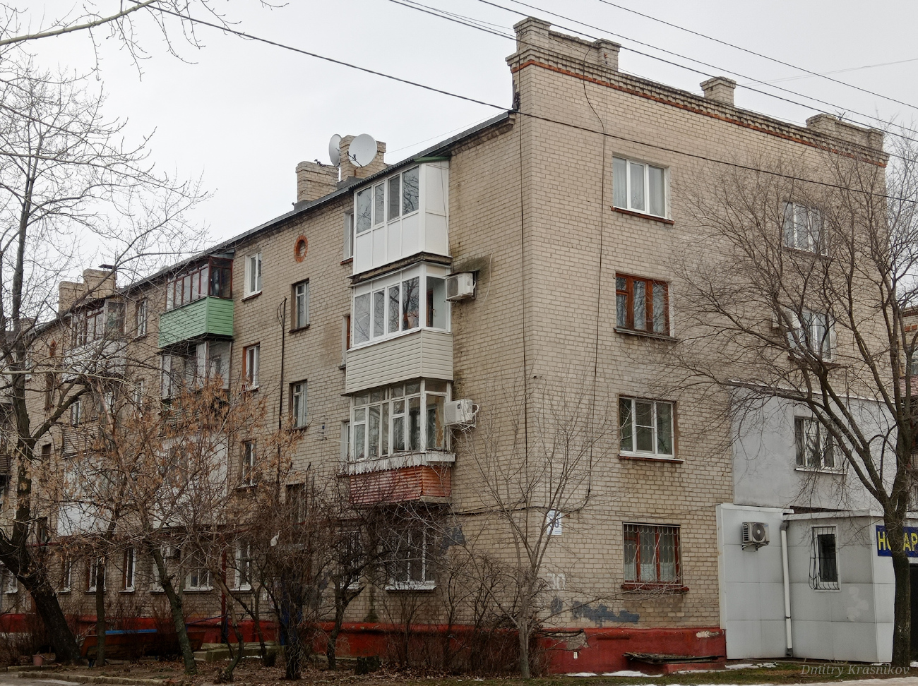 Северодонецк, Центральный проспект, 30 / Улица Гоголя, 18