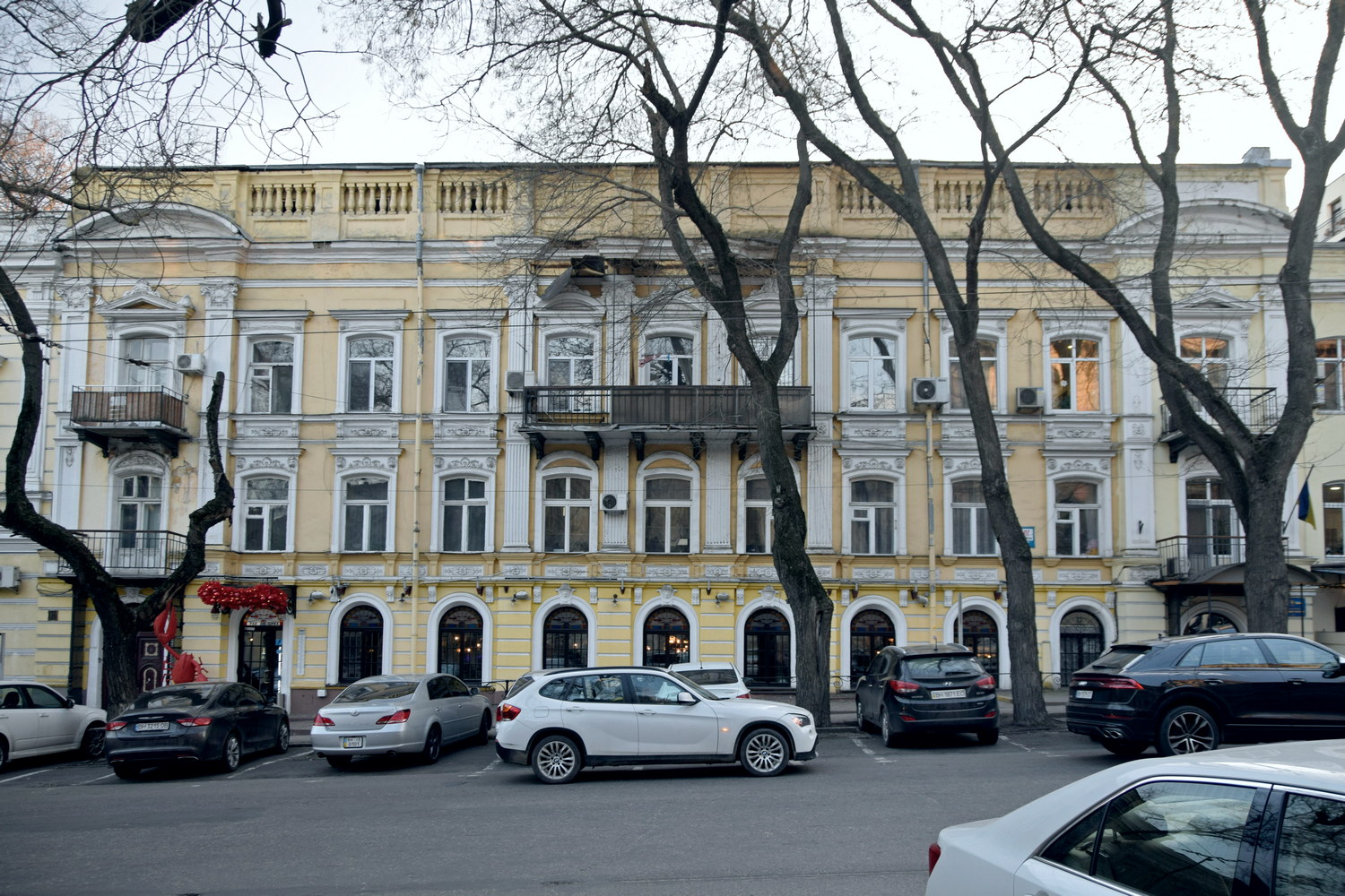 Одесса, Вулиця Жуковського, 13