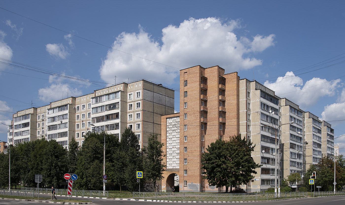 Обнинск, Улица Энгельса, 2; Улица Курчатова, 54