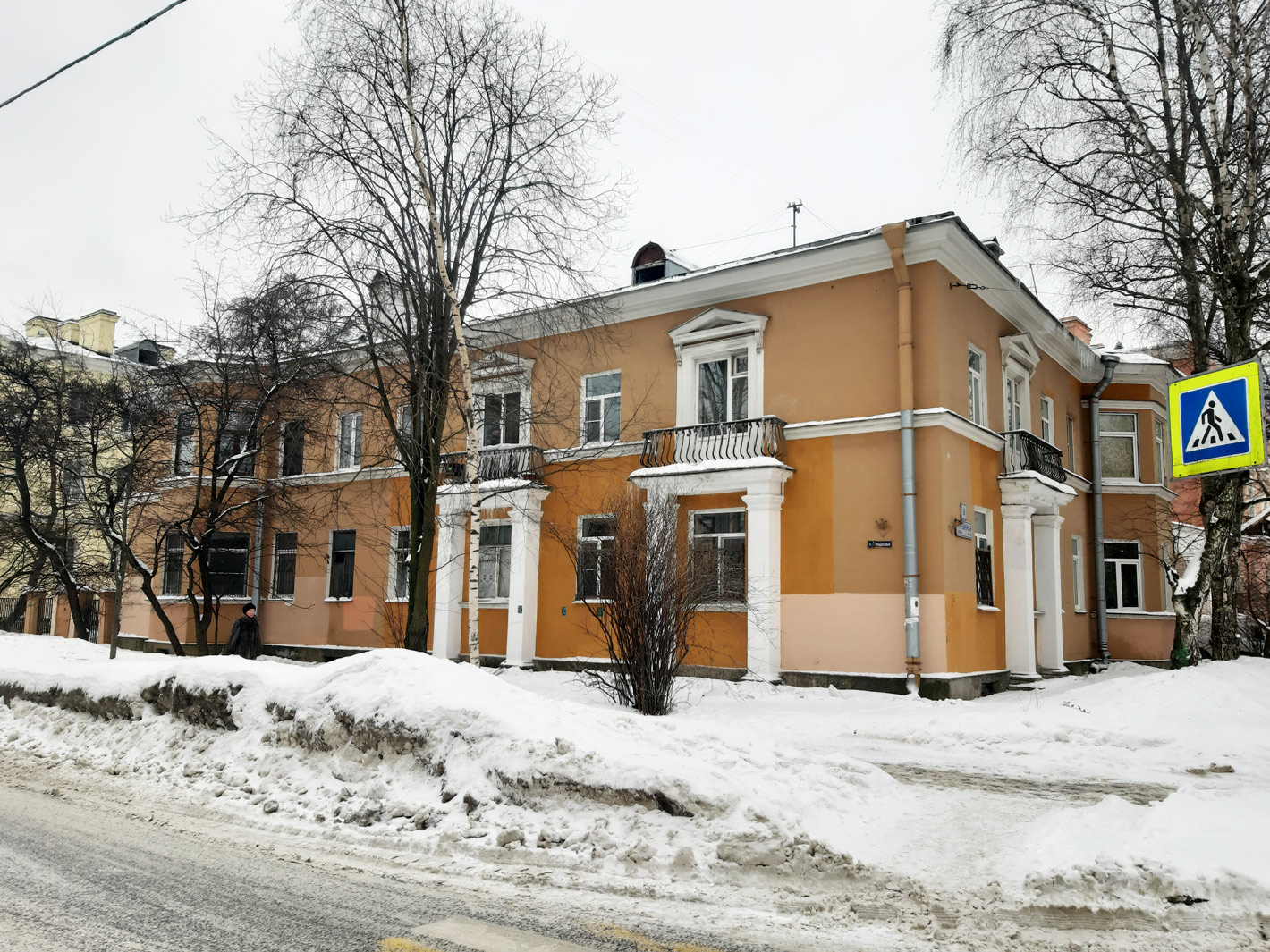 Санкт-Петербург, Улица Гладкова, 16