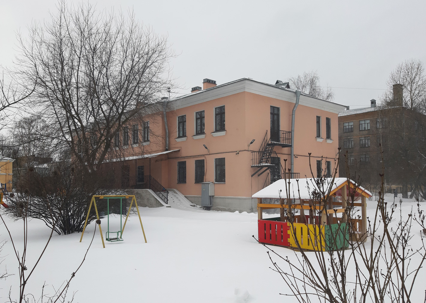 Санкт-Петербург, Промышленная улица, 24