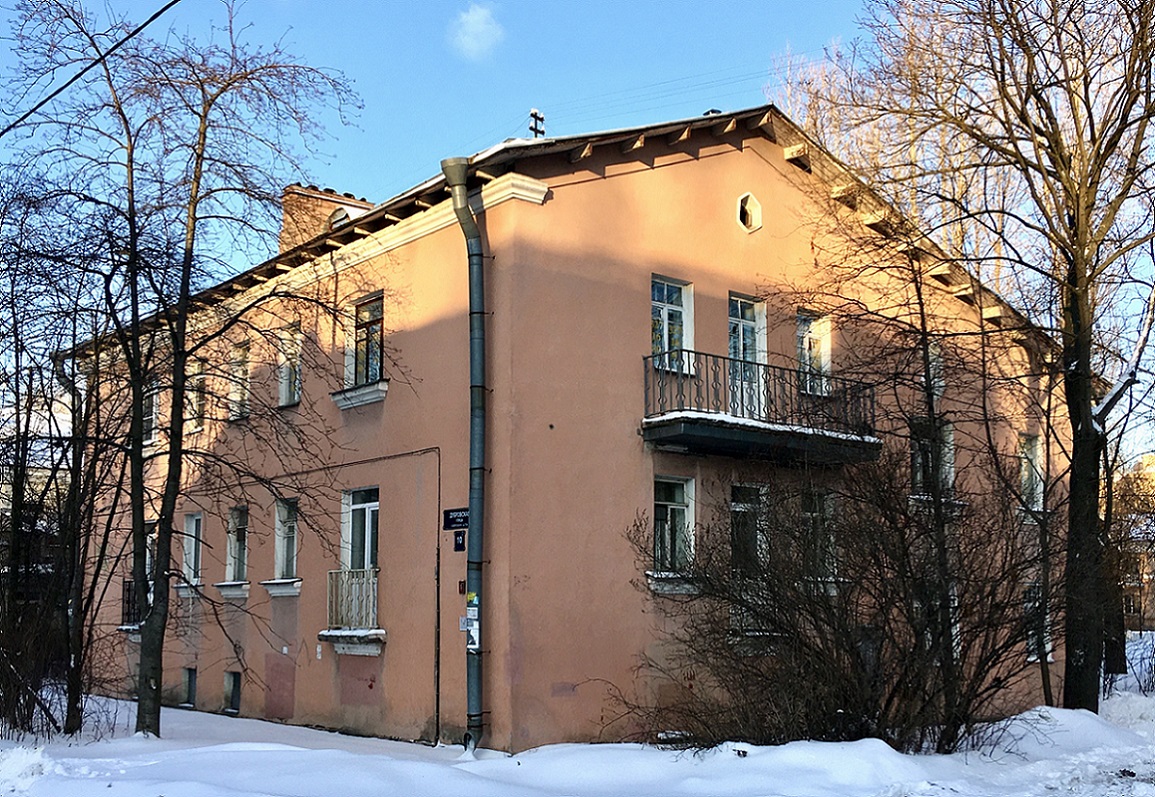 Peterburi, Дубровская улица, 10