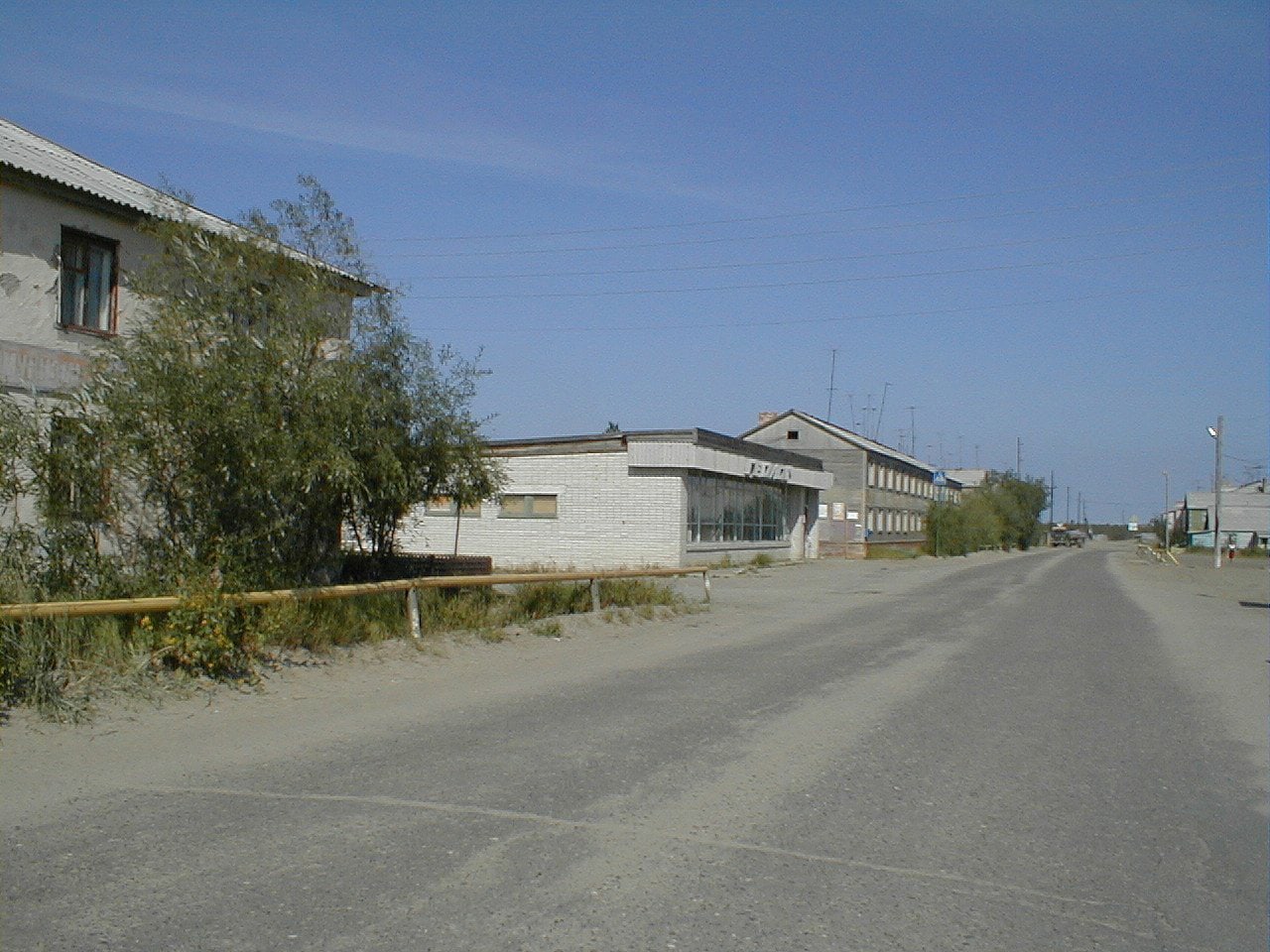 Искателей, Улица Губкина, 3А*