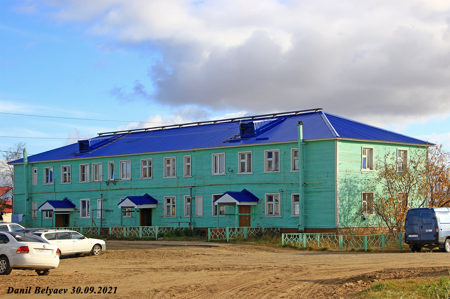 Искателей, Улица Губкина, 18