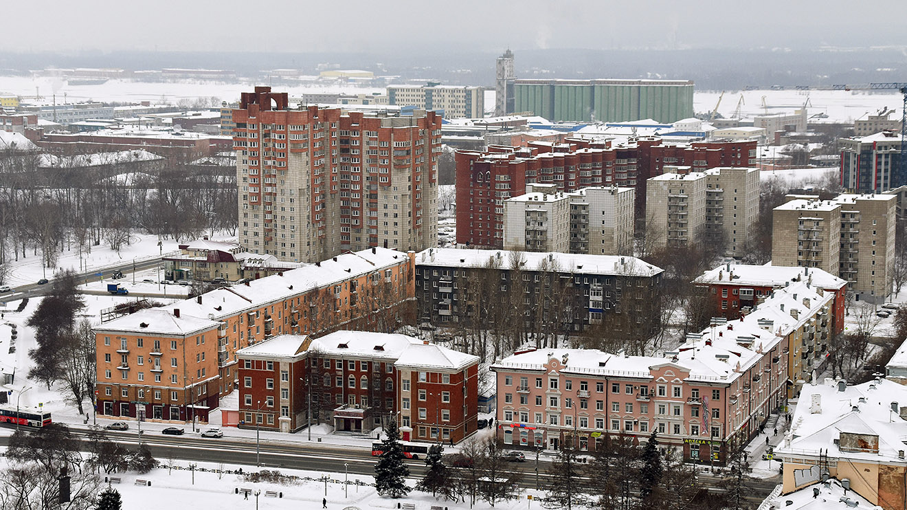 Perm, Улица Ленина, 87; Улица Ленина, 85; Петропавловская улица, 119; Петропавловская улица, 119А; Петропавловская улица, 88; Улица Хохрякова, 8; Петропавловская улица, 115; Петропавловская улица, 117; Петропавловская улица, 121; Улица Ленина, 83; Улица Хохрякова, 6А; Петропавловская улица, 123; Улица Дзержинского, 1В; Улица Дзержинского, 1Г/1. Perm — Panoramas
