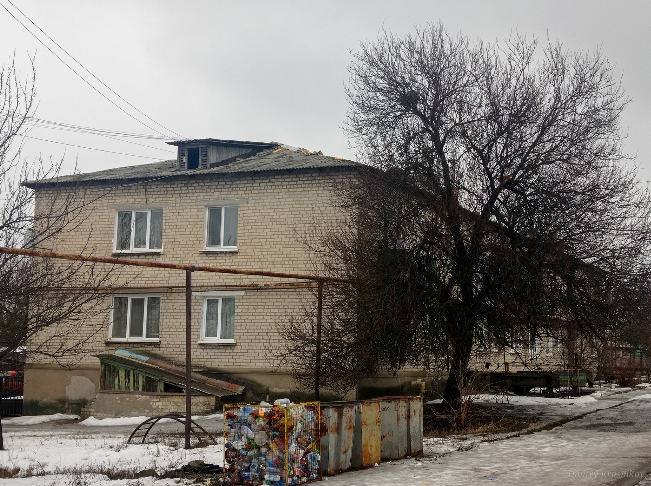 Северодонецкий район, прочие н.п., П. Лисичанский, Молодёжная улица, 9