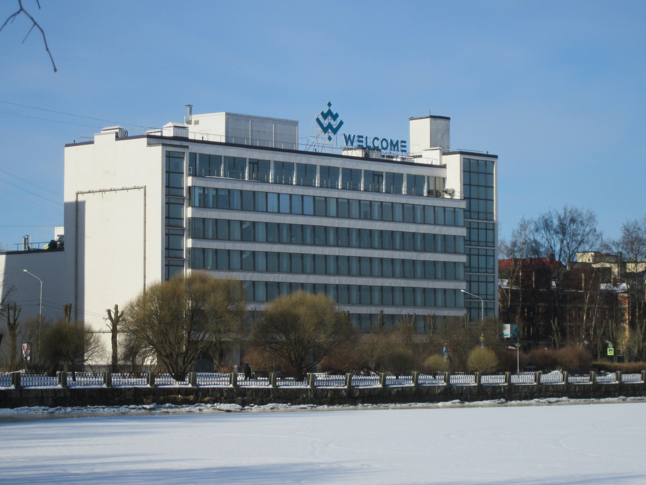 Vyborg, Набережная 40-летия ВЛКСМ, 5