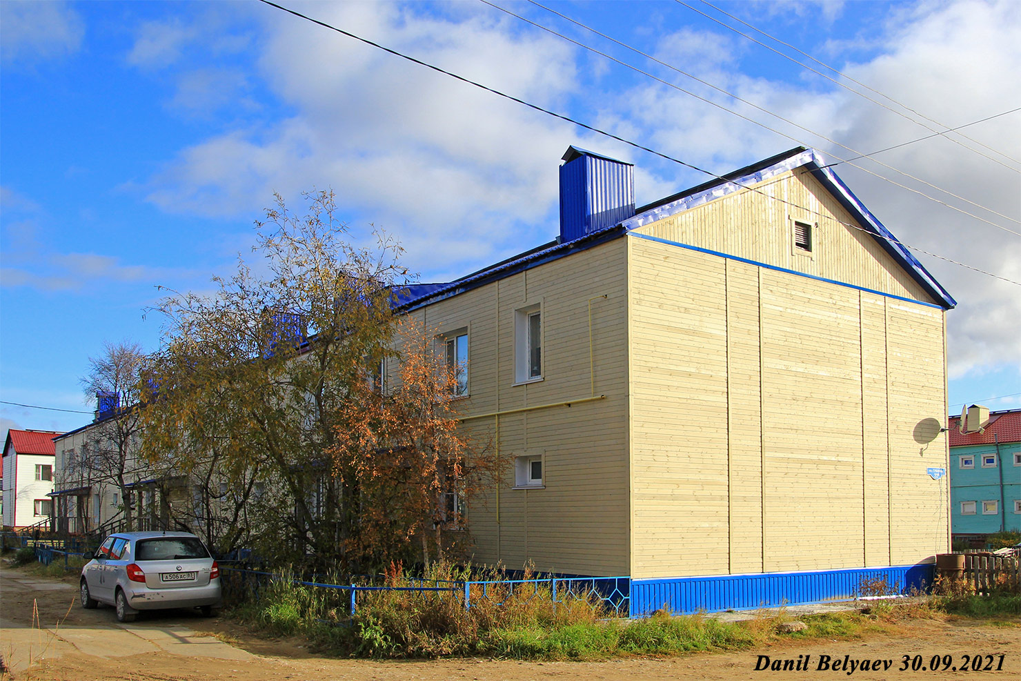 Искателей, Улица Губкина, 22А