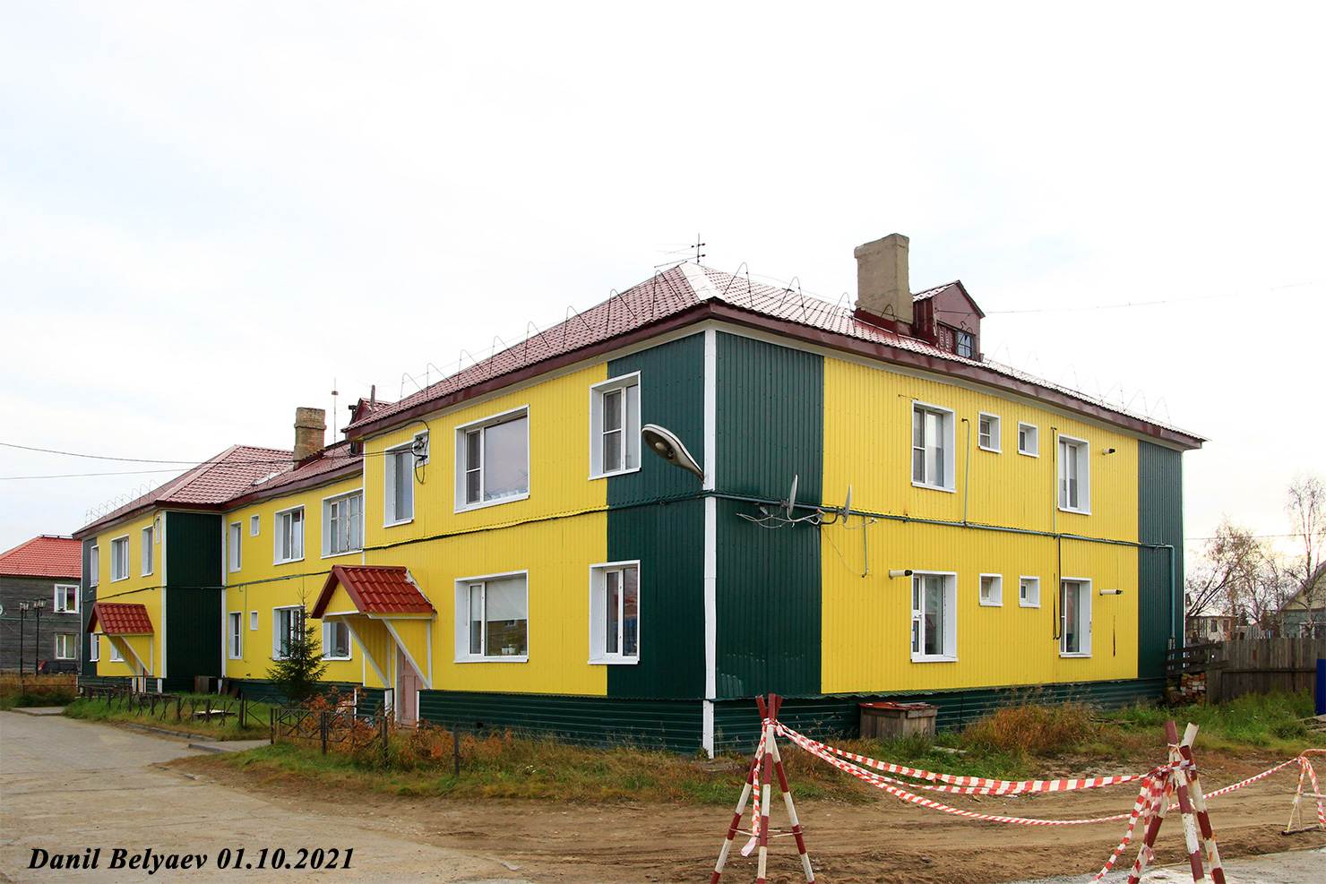 Naryan-Mar, Октябрьская улица, 9