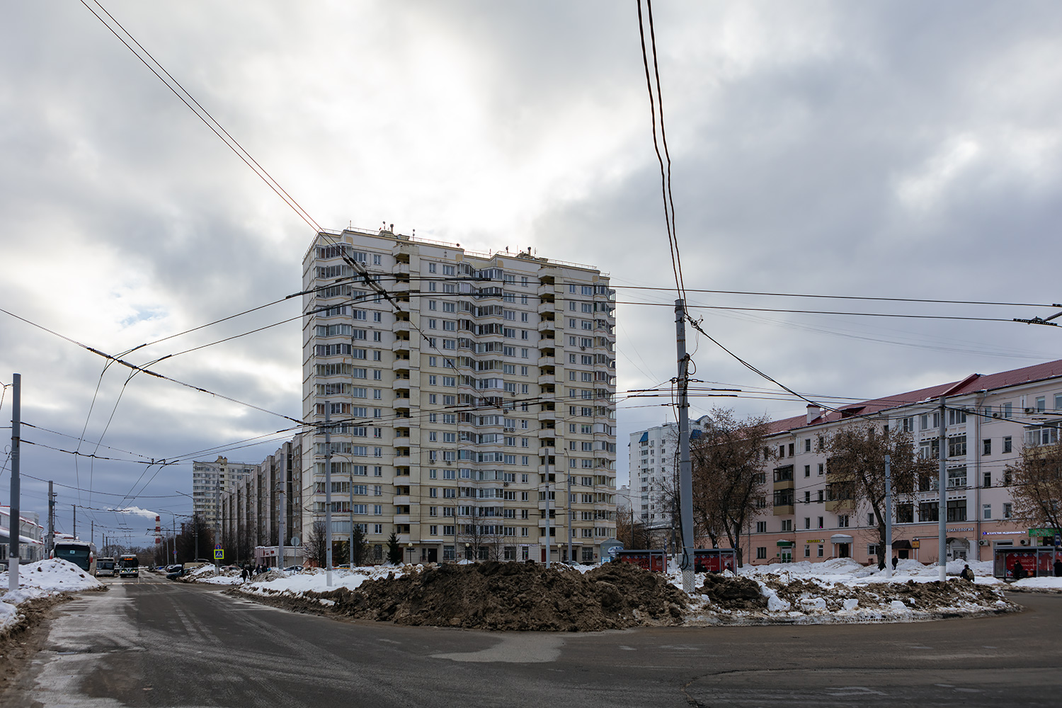 Подольск, Курская улица, 2; Вокзальная площадь, 1