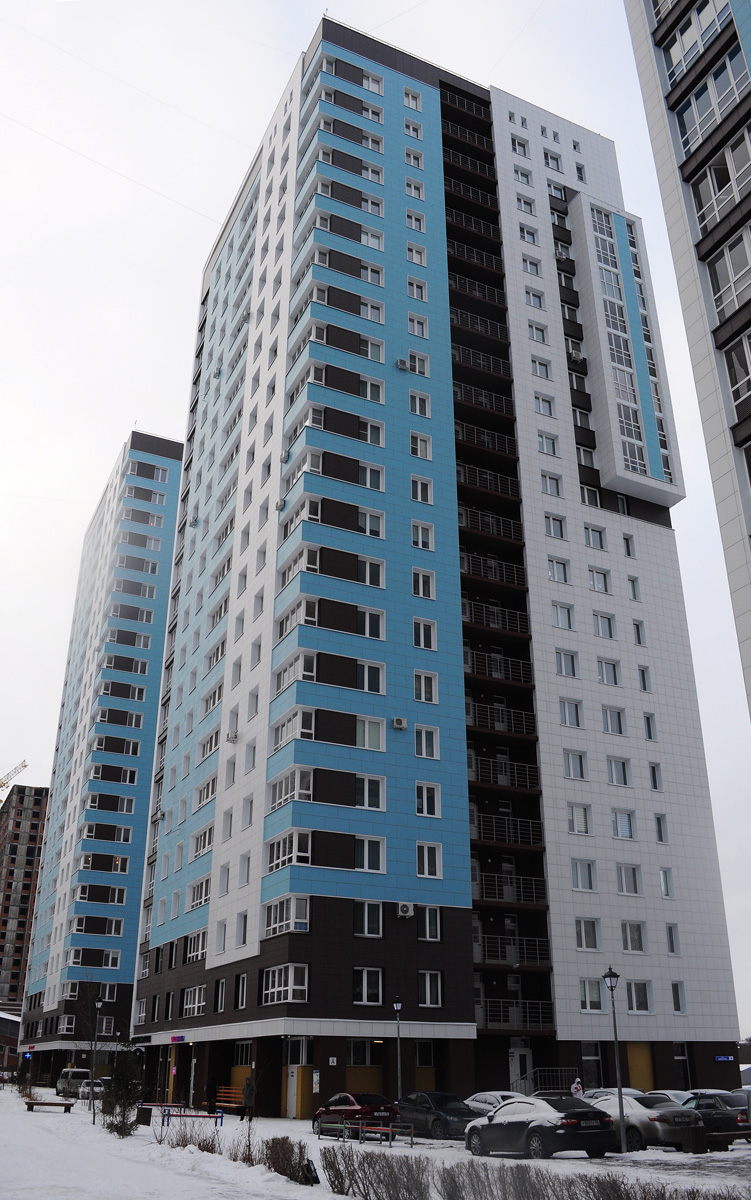 Omsk, Взлётная улица, 13