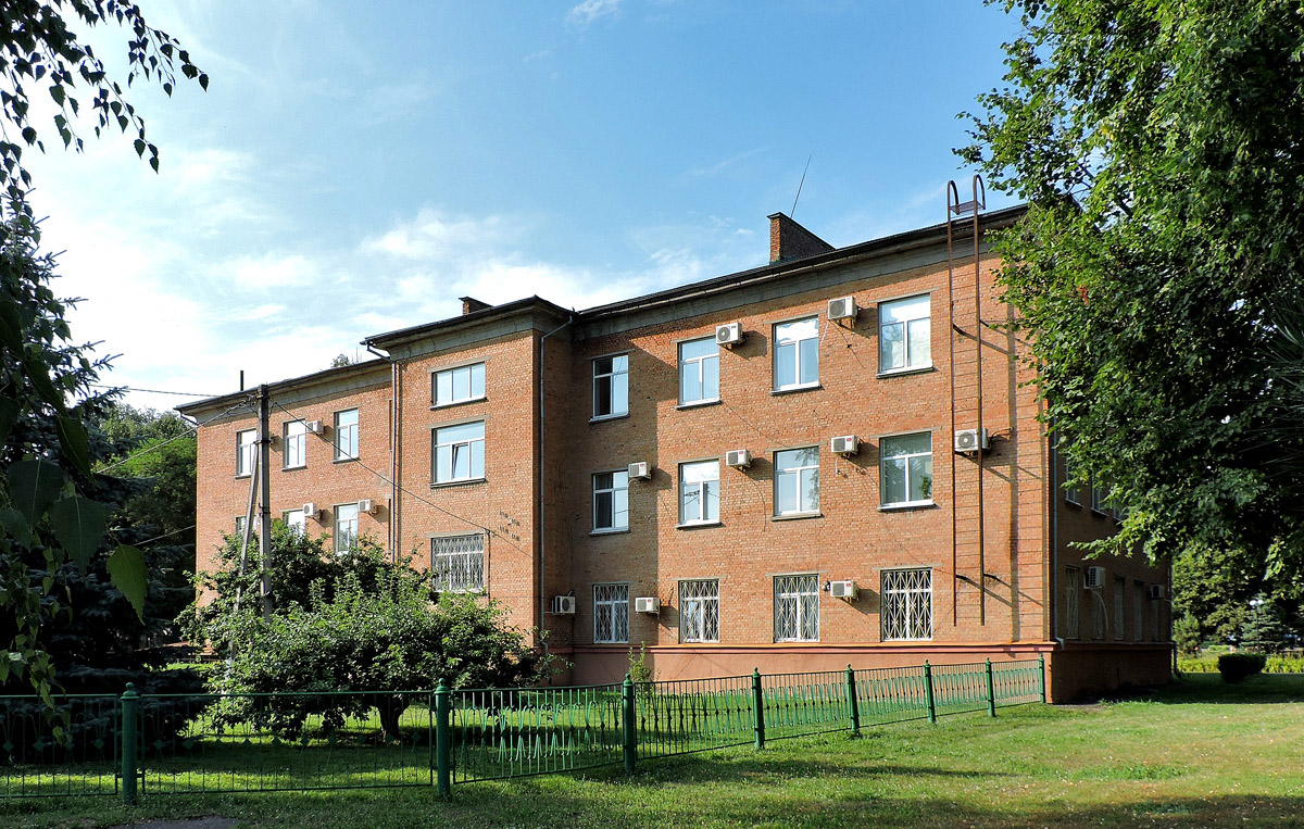Карловка, Улица Полтавский Шлях, 85