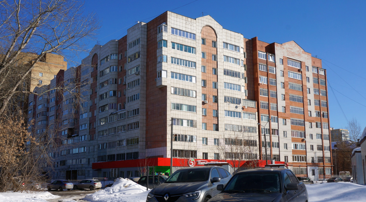 Пермь, Улица Барамзиной, 42