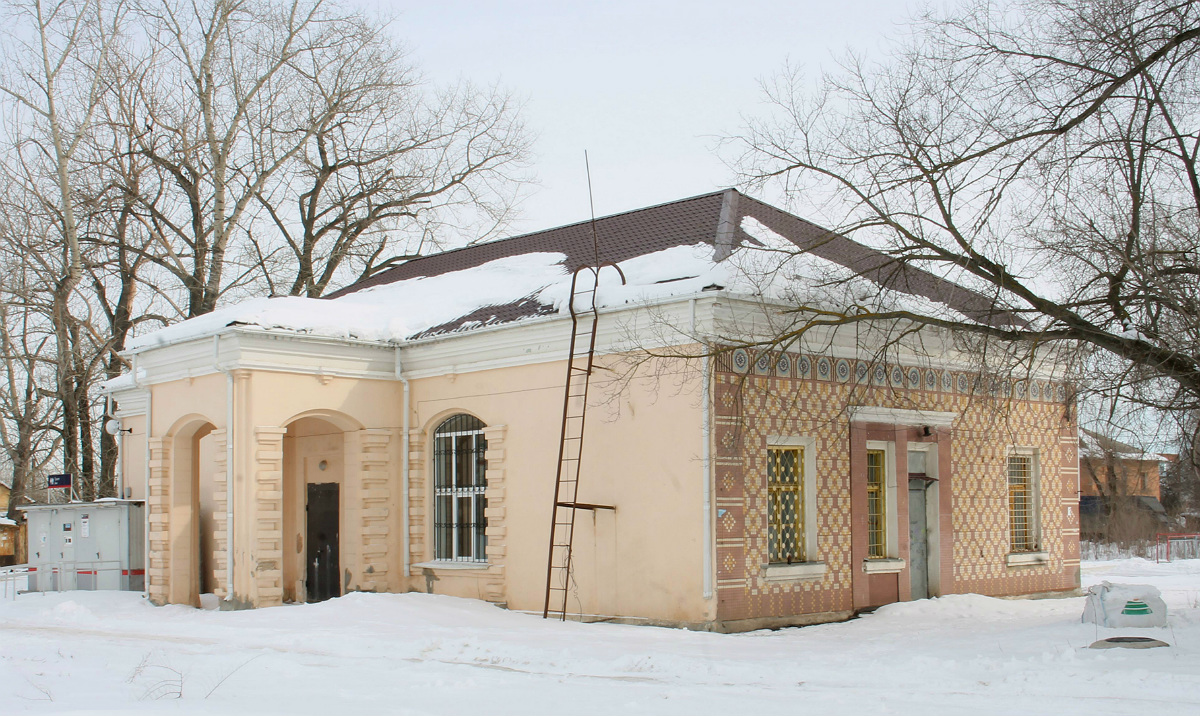 Семилуки, Привокзальная площадь, 1