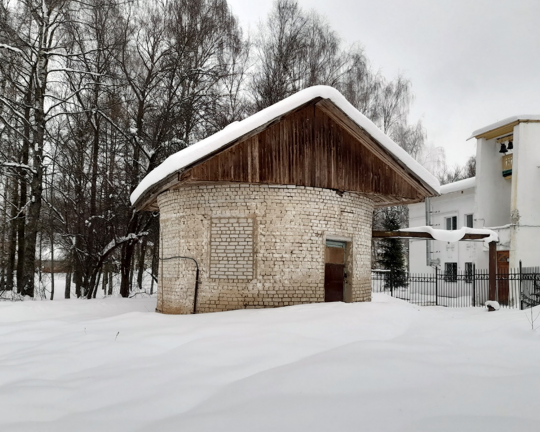 Семибратово, Улица Строителей, 8*