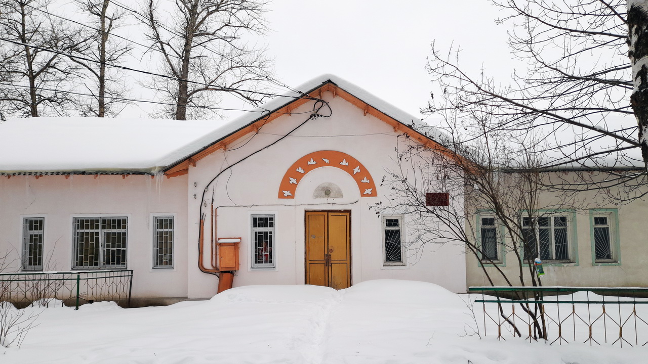 Semibratovo, Улица Павлова, 16