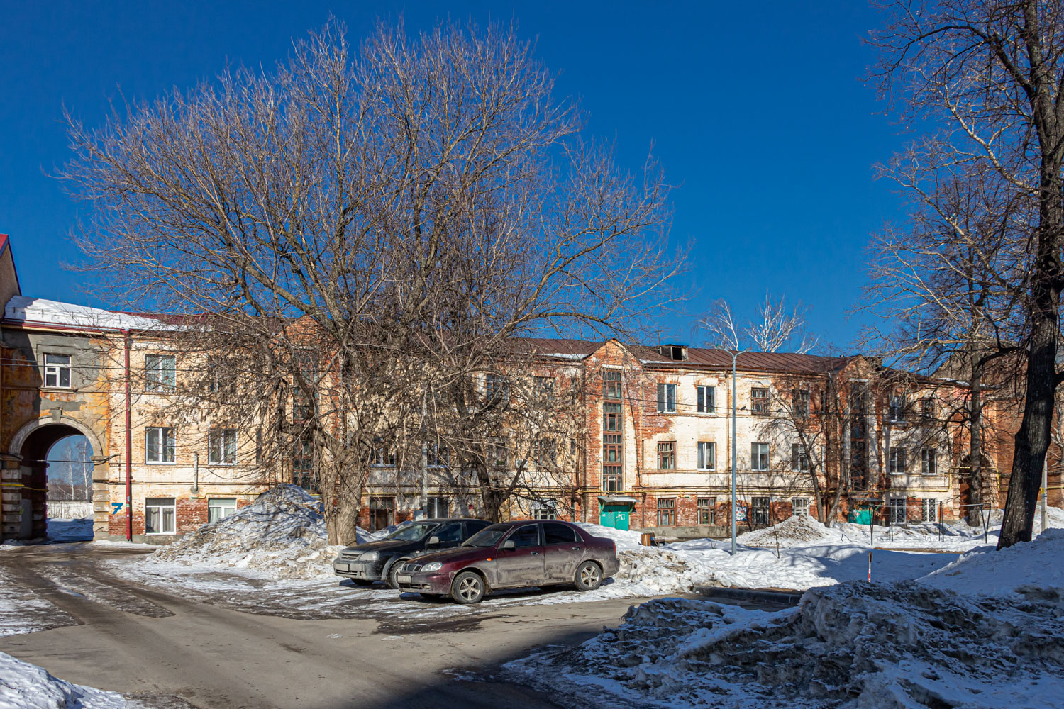 Казань, Адмиралтейская улица, 7