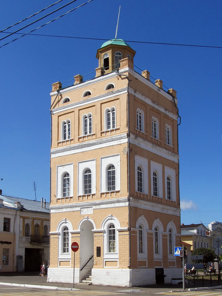 Murom, Улица Ленина,  25* / Советская улица, 13*