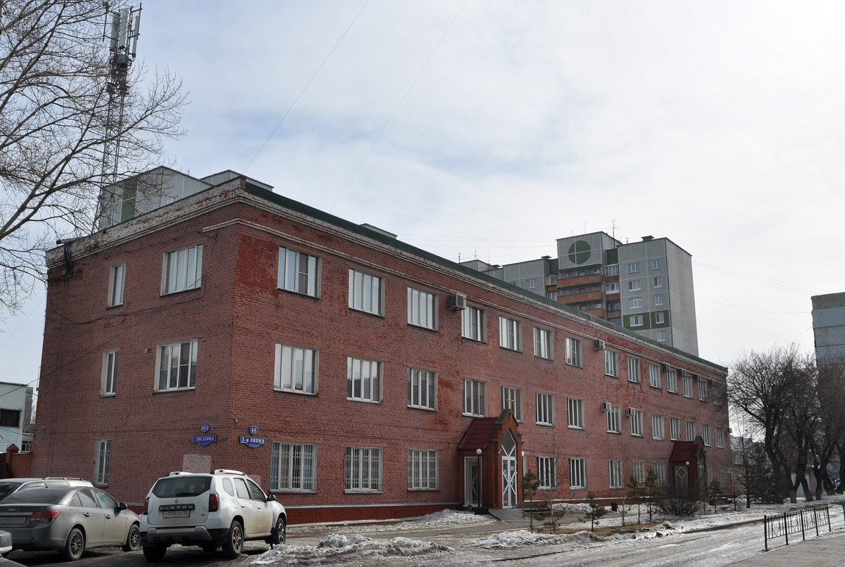 Омск, Улица Звездова, 62/1 / Улица 3-я линия, 45