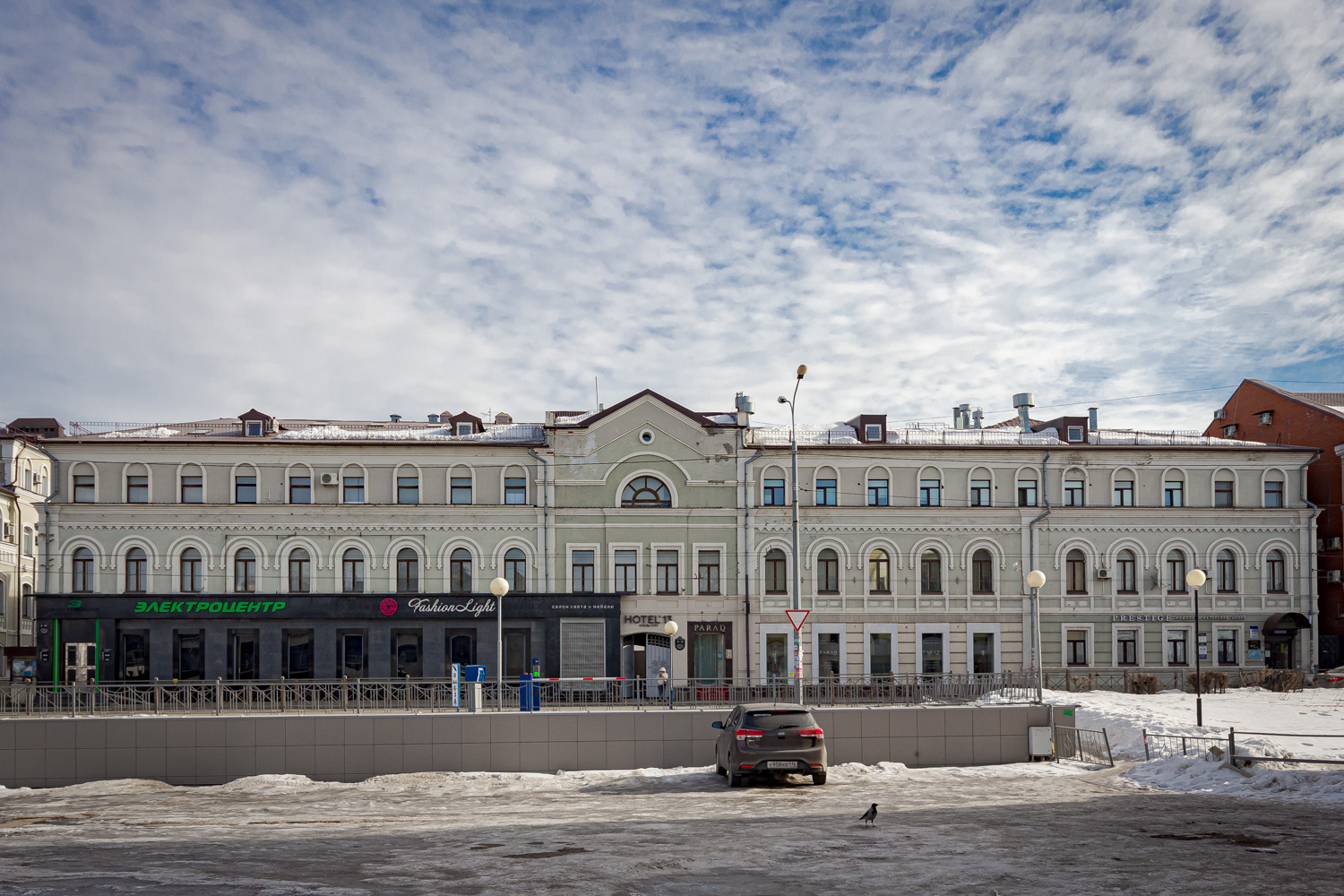 Kazan, Московская улица, 13А; Московская улица, 15