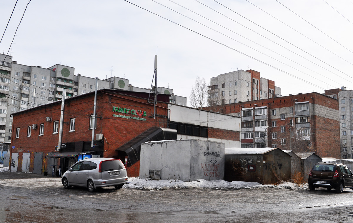Омск, Улица Звездова, 98А