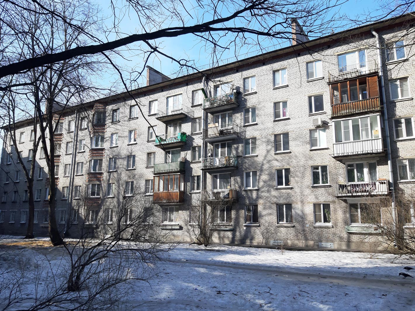 Санкт-Петербург, Улица Гладкова, 25