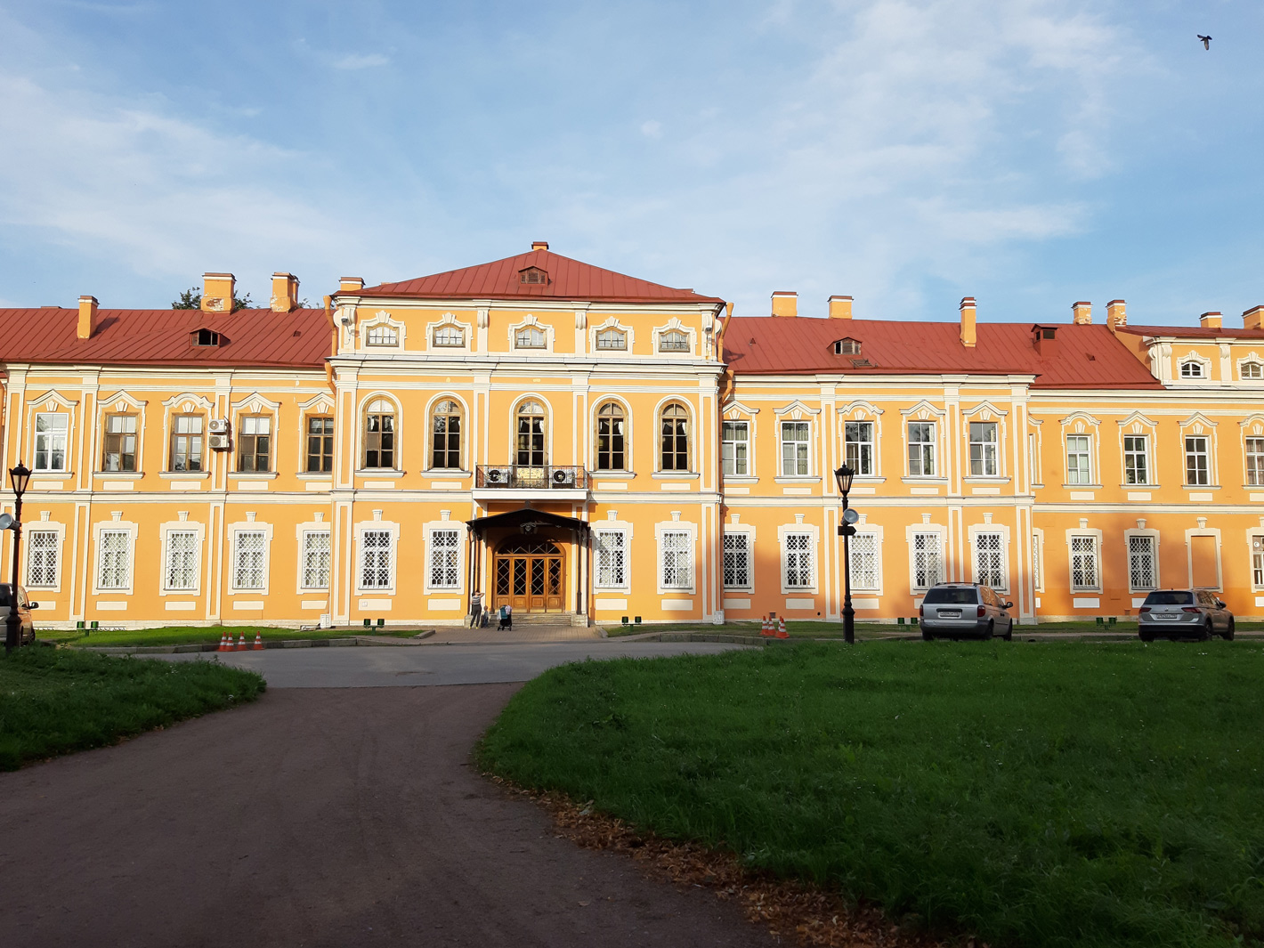 Санкт-Петербург, Набережная реки Монастырки, 1