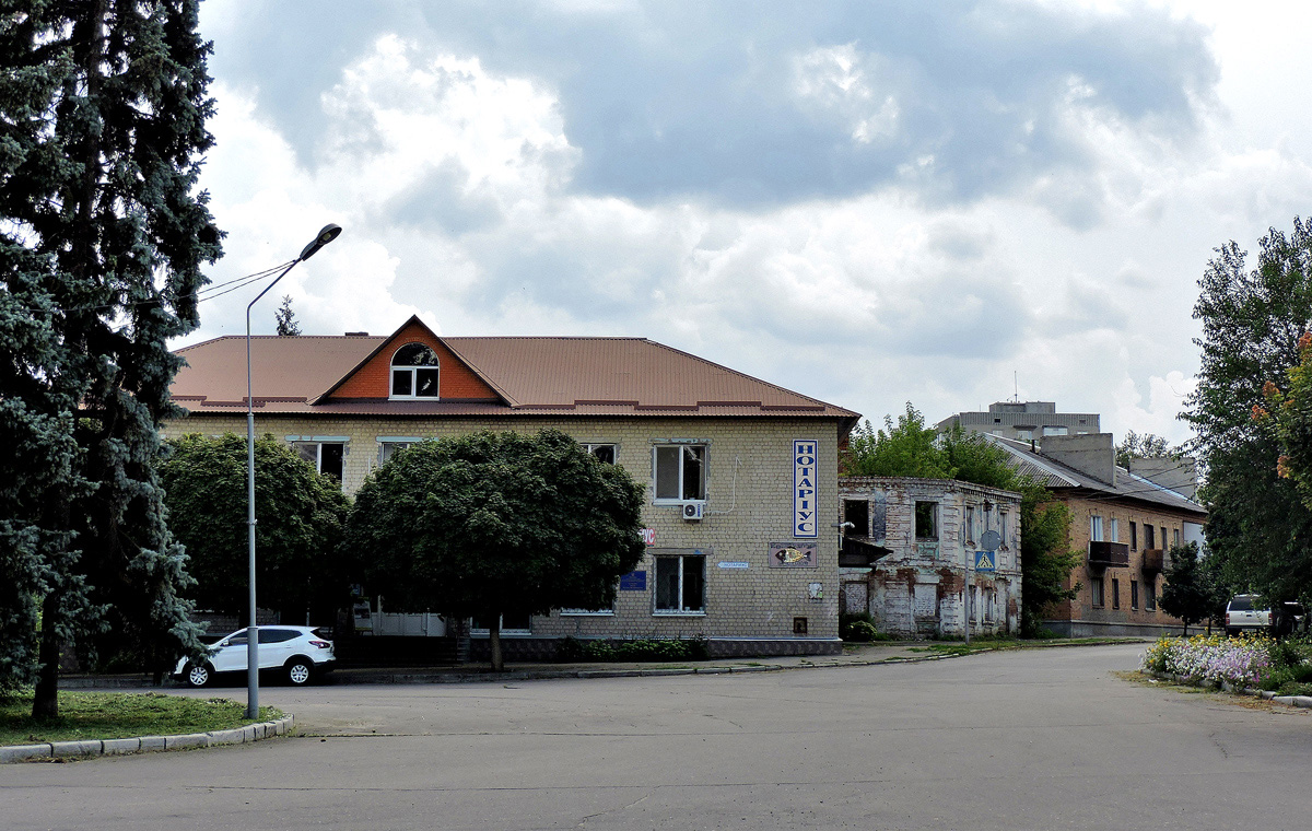 Лозовая, Свято-Николаевская улица, 1; Свято-Николаевская улица, 3; Свято-Николаевская улица, 5