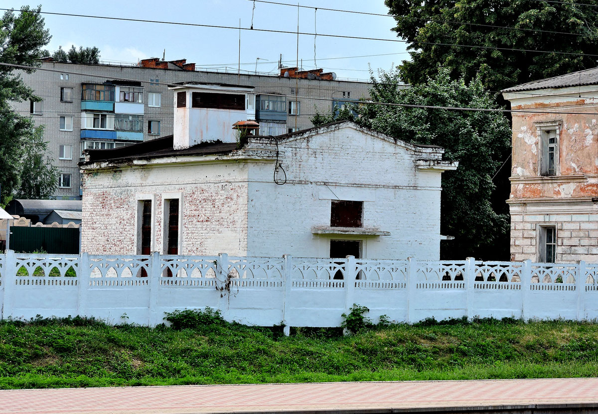 Лозовая, Привокзальная улица, 7*