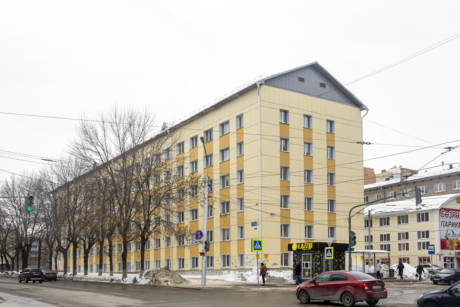 Уфа, Улица Аксакова, 53 / Улица Свердлова, 76