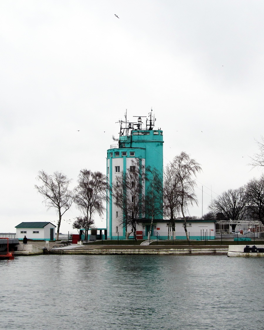 Балтийск, Морской бульвар, 2*; Морской бульвар, 2