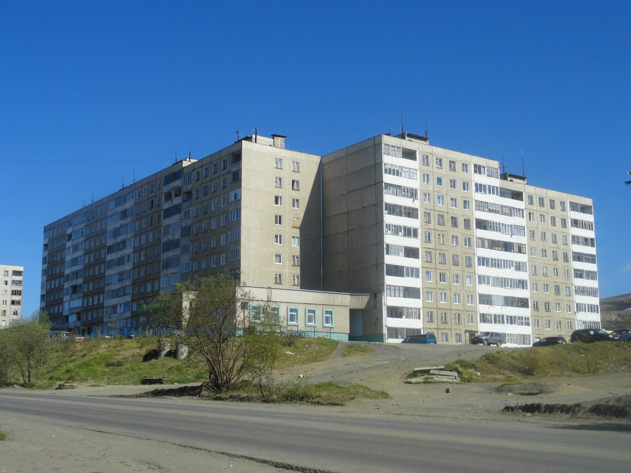 Никель, Гвардейский проспект, 39