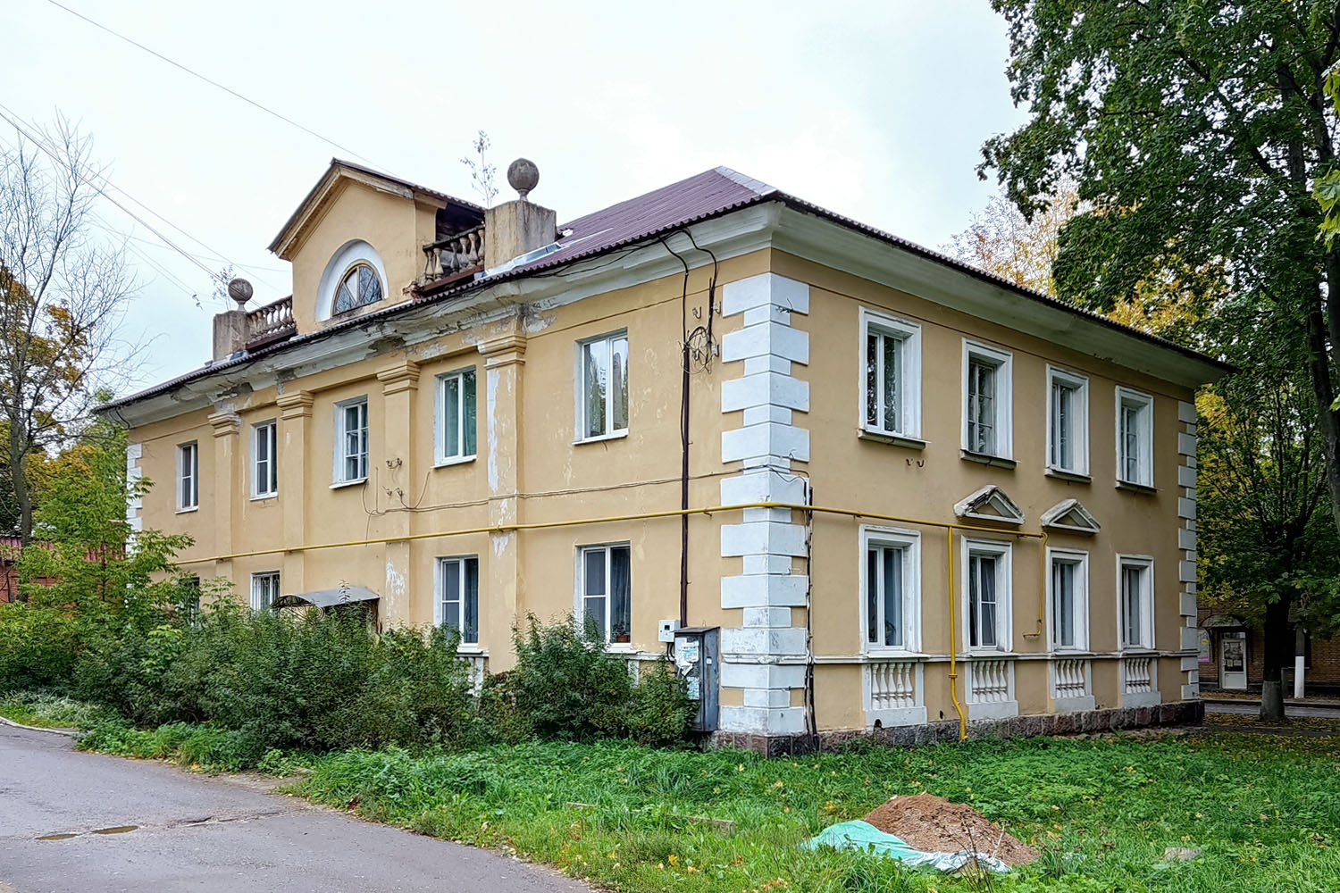 Луга, Проспект Кирова, 37