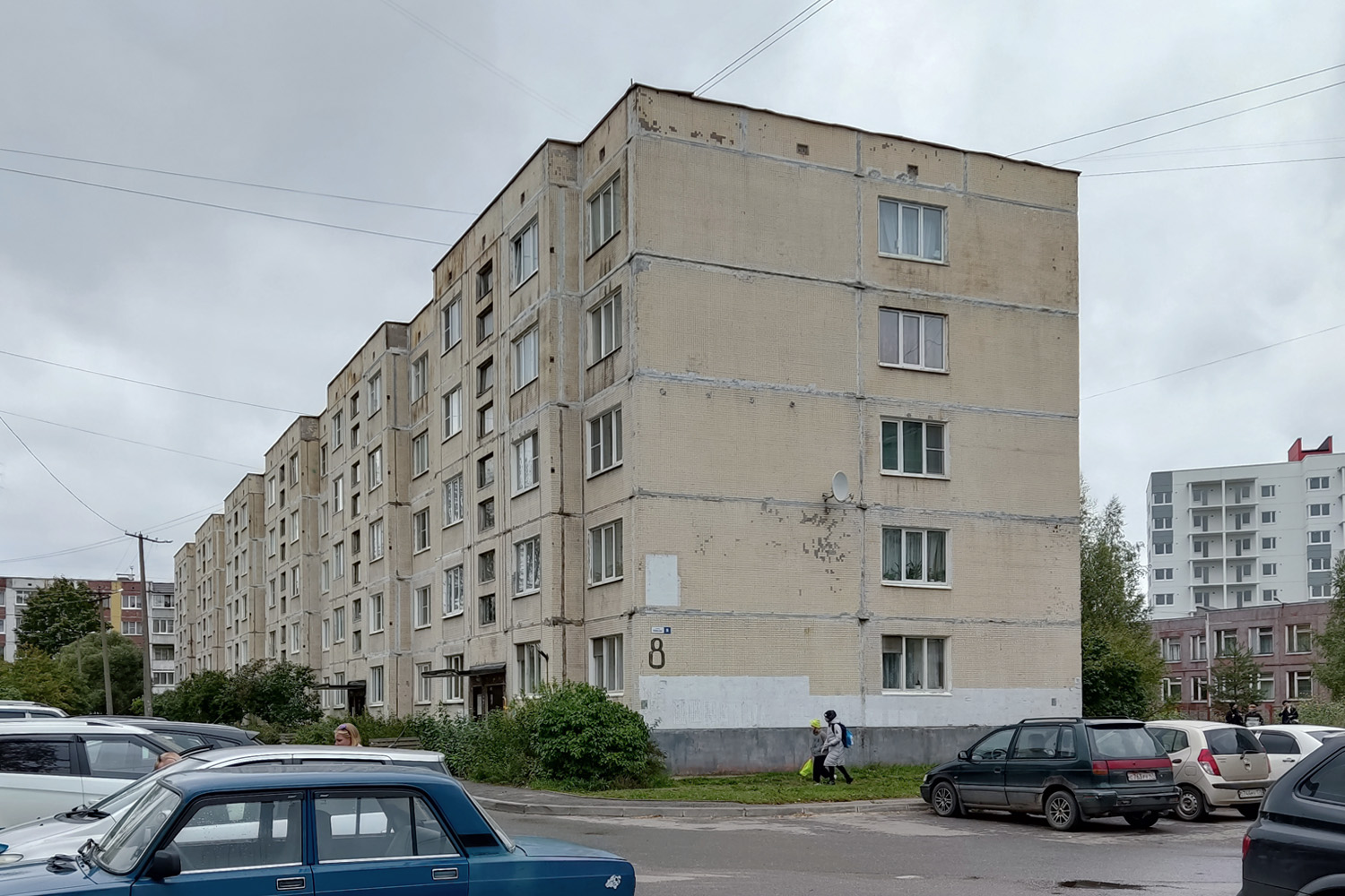 Луга, Улица Победы, 8