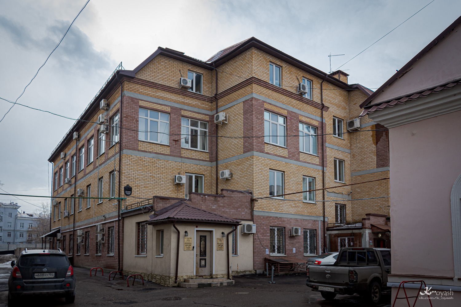 Казань, Улица Тази Гиззата, 1 лит Б,В