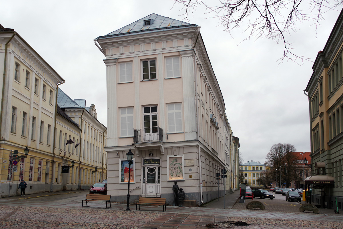 Тарту, Raekoja plats, 18