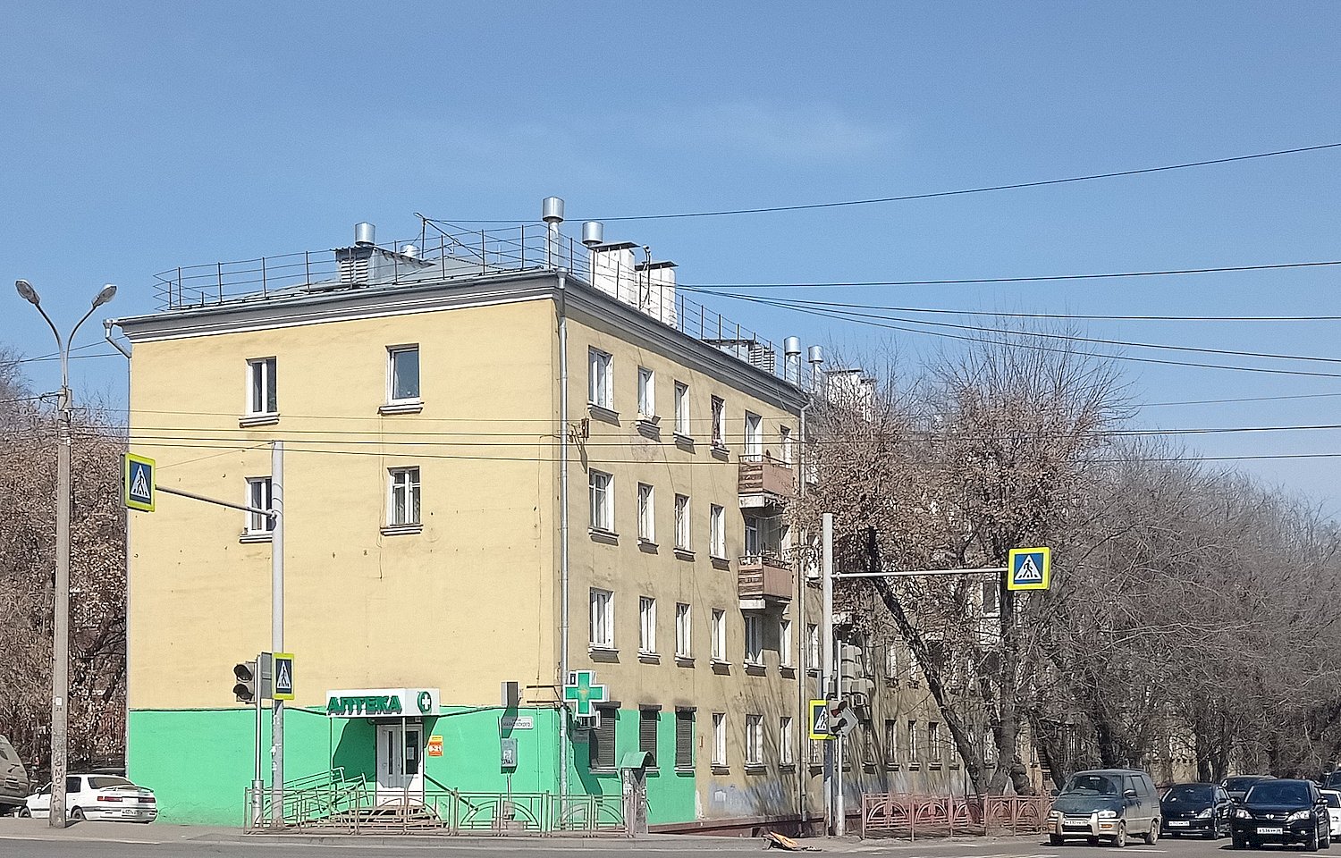 Иркутск, 2-я Железнодорожная улица, 8