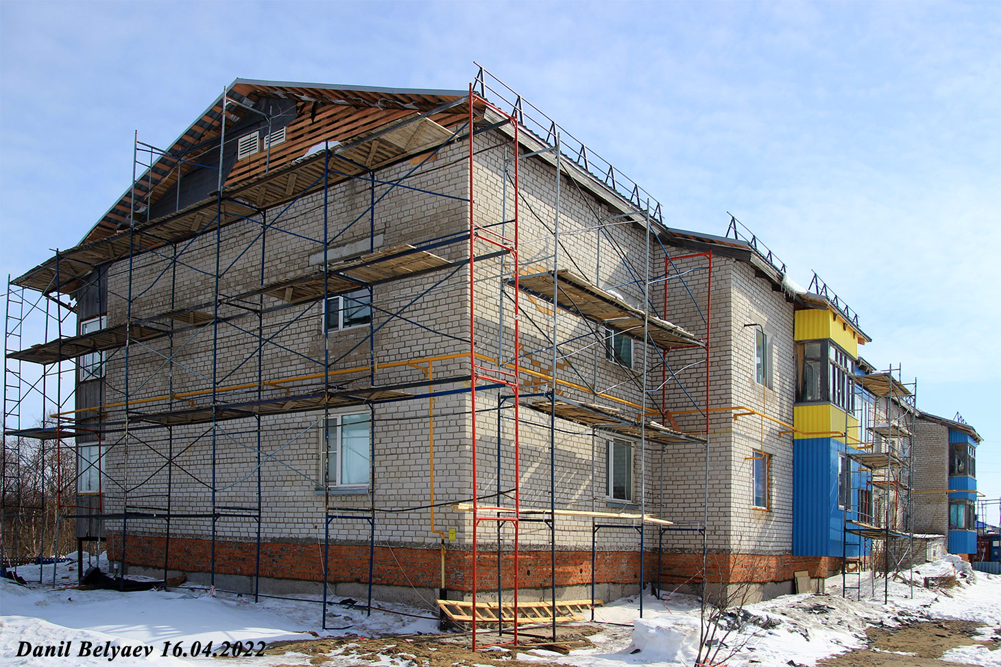 Искателей, Улица Губкина, 30