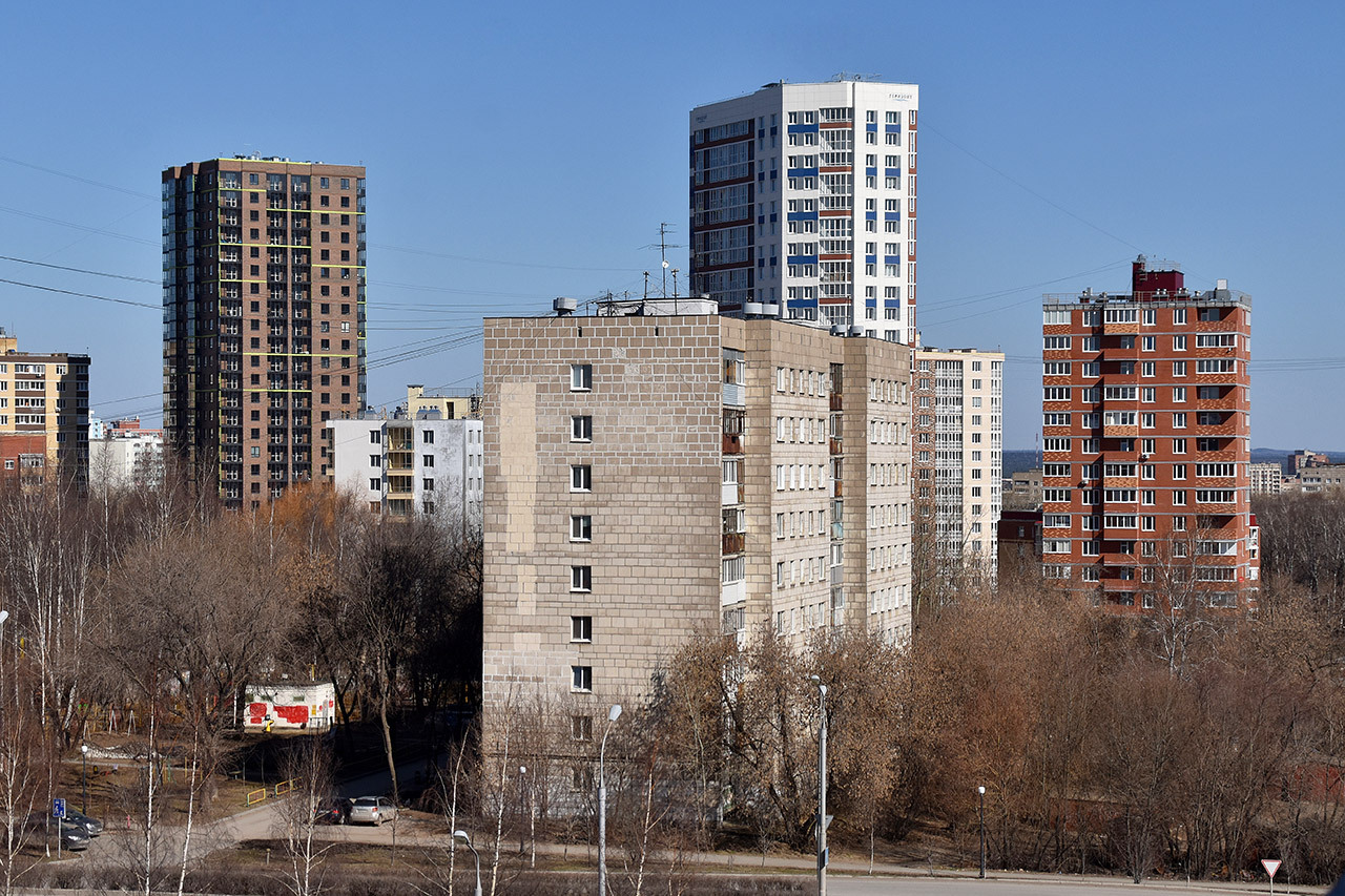 Perm, Улица Красных Командиров, 7; Стахановская улица, 2; Малая улица, 3; Спартаковская улица, 4