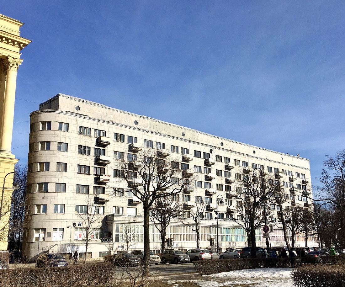 Санкт-Петербург, Троицкая площадь, 1