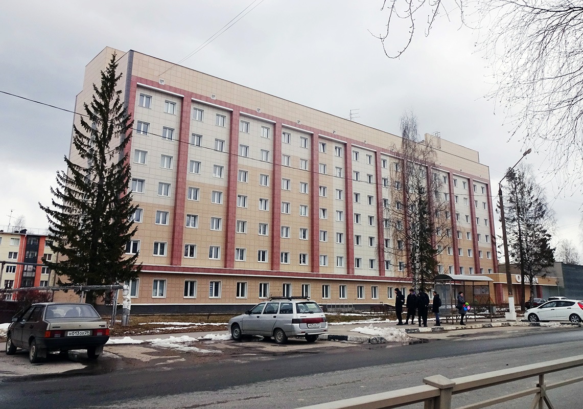 Мирный, Улица Ленина, 69