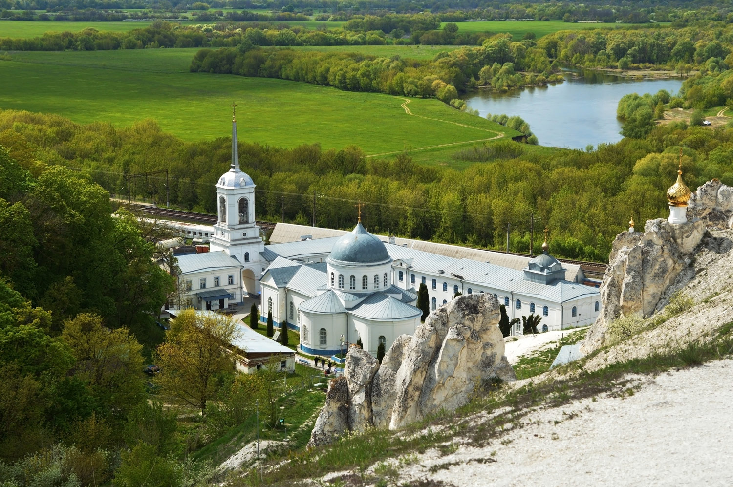 Лискинский район, прочие н.п., Пос. Дивногорский Монастырь, 1