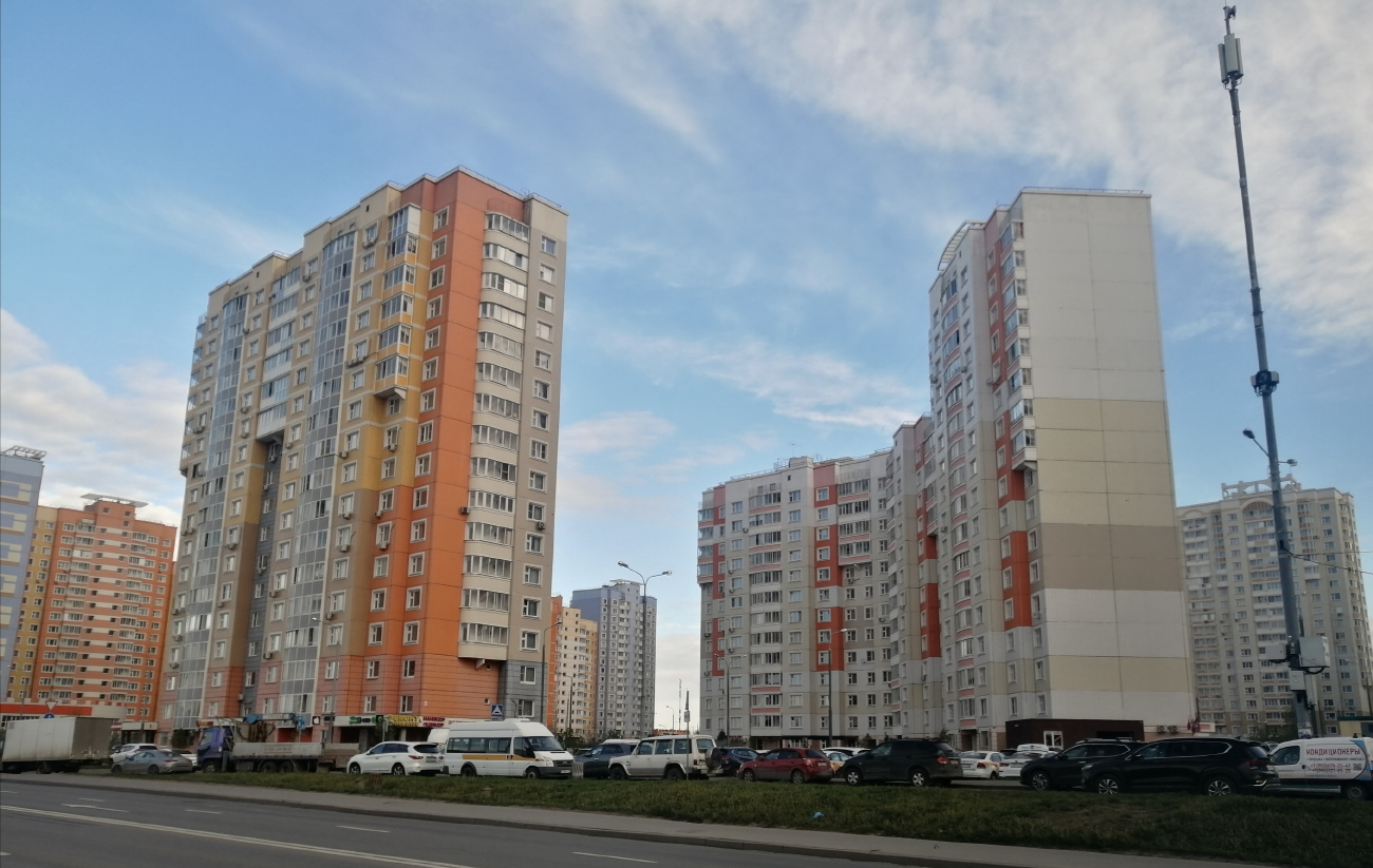 Поселение Сосенское, Улица Александры Монаховой, 101; Улица Александры Монаховой, 103